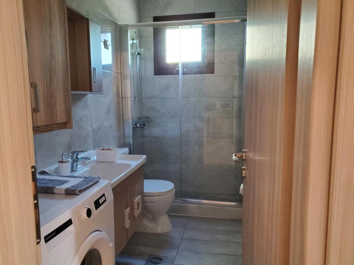 Backyard Apartment Kalligoni Экстерьер фото