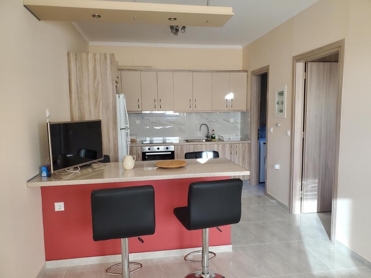 Backyard Apartment Kalligoni Экстерьер фото